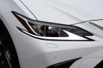 Lexus ES300h F-Sport 2019 года (UK)